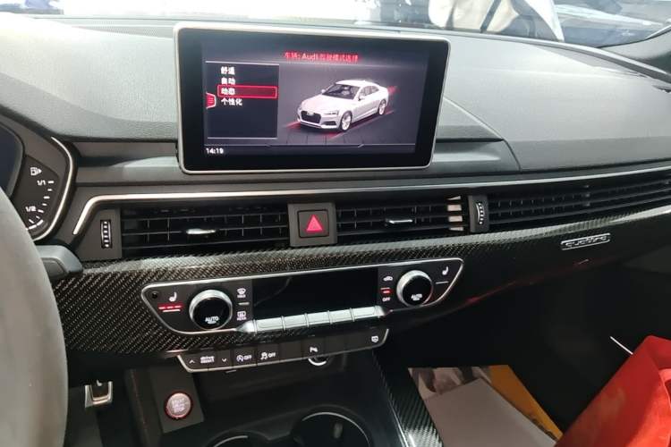Used Audi RS 5 2019 RS 5 2.9T Coupe Audio And AC Panel