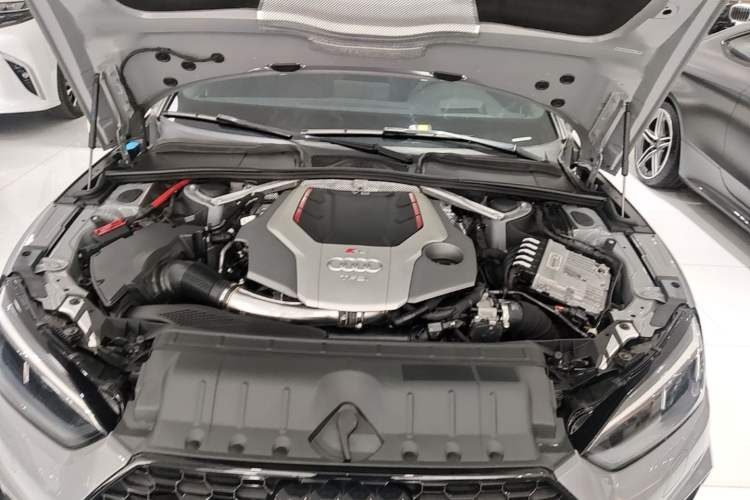Used Audi RS 5 2019 RS 5 2.9T Coupe Engine Bay