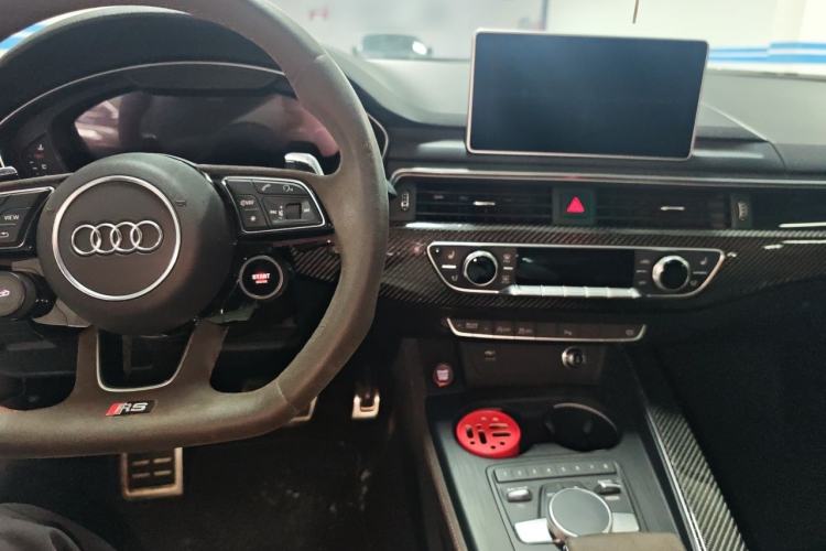 Used Audi RS 5 2019 RS 5 2.9T Coupe Center Console