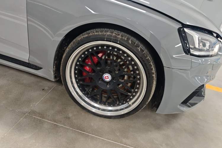Used Audi RS 5 2019 RS 5 2.9T Coupe Right Front Wheel Hub