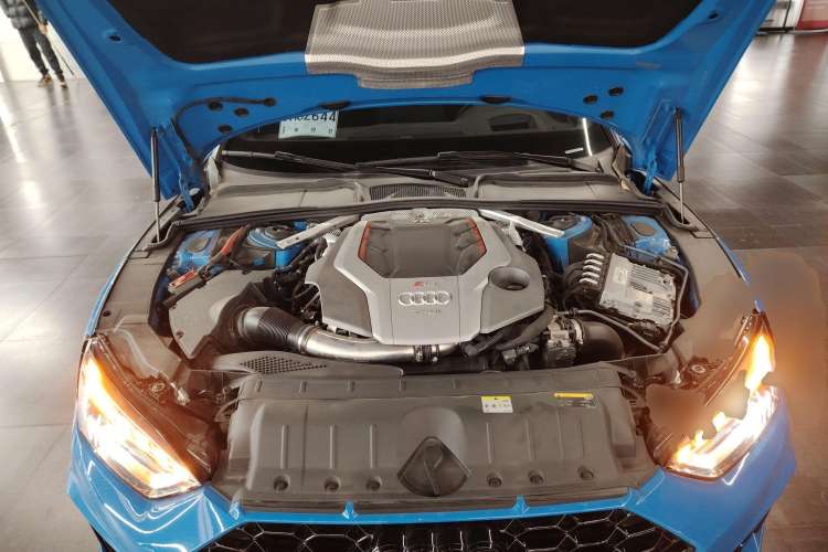 Used Audi RS 5 2020 RS 5 2.9T Coupe Engine Bay