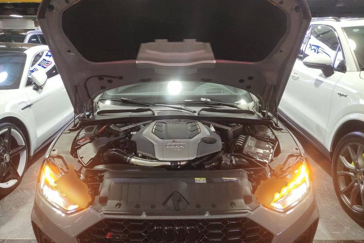Used Audi RS 5 2020 RS 5 2.9T Coupe Engine Bay