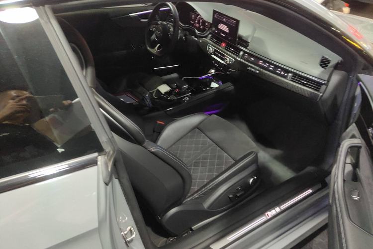 Used Audi RS 5 2020 RS 5 2.9T Coupe Right Front Seat