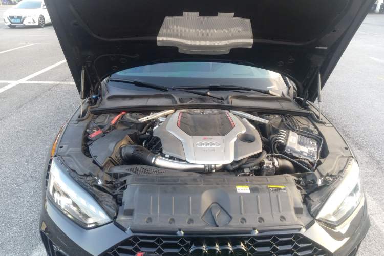 Used Audi RS 5 2021 RS 5 2.9T Sportback Dark Gold Edition Engine Bay