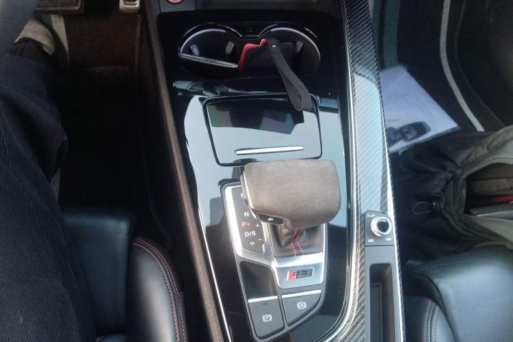 Used Audi RS 5 2021 RS 5 2.9T Sportback Dark Gold Edition Gear Lever