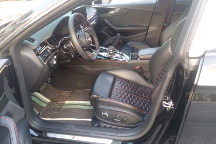 Used Audi RS 5 2021 RS 5 2.9T Sportback Dark Gold Edition Left Front Seat