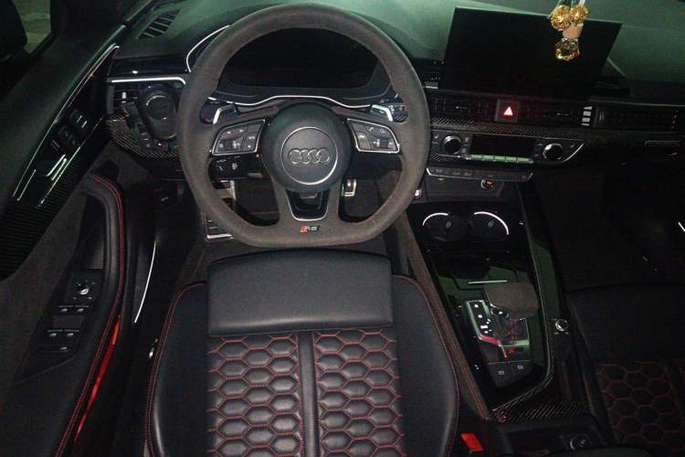 Used Audi RS 5 2021 RS 5 2.9T Sportback Obsidian Edition Steering Wheel