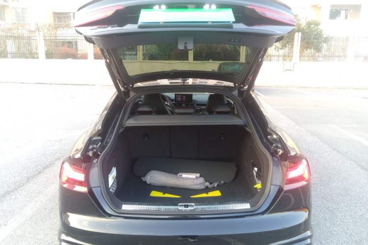 Used Audi RS 5 2021 RS 5 2.9T Sportback Dark Gold Edition Trunk