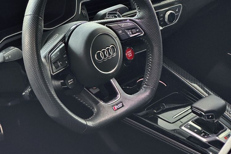 Used Audi RS 5 2021 RS 5 2.9T Sportback Dark Gold Edition Interior 2