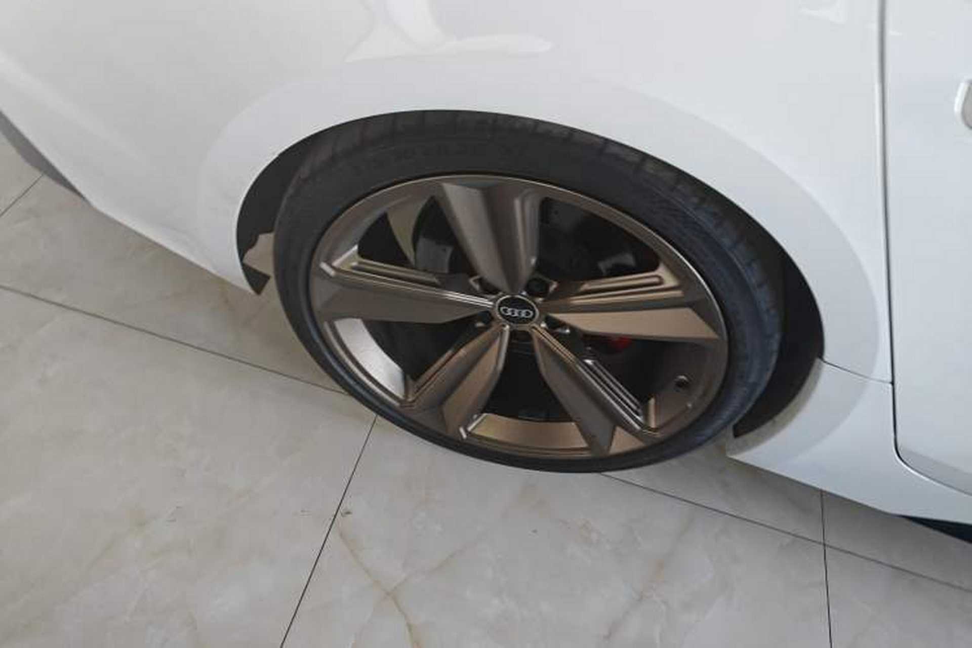 Used Audi RS 5 2021 RS 5 2.9T Sportback Dark Gold Edition Exterior 8