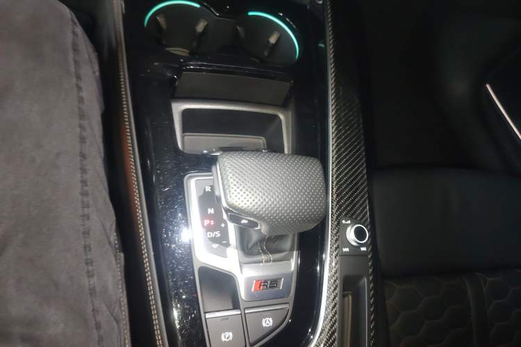 Used Audi RS 5 2021 RS 5 2.9T Sportback Dark Gold Edition Gear Lever