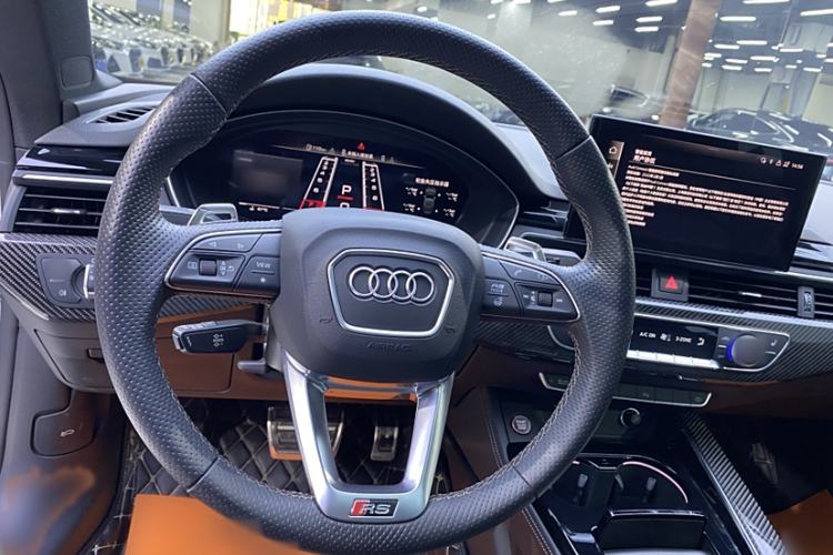 Used Audi RS 5 2021 RS 5 2.9T Coupe Dark Gold Edition Interior 2