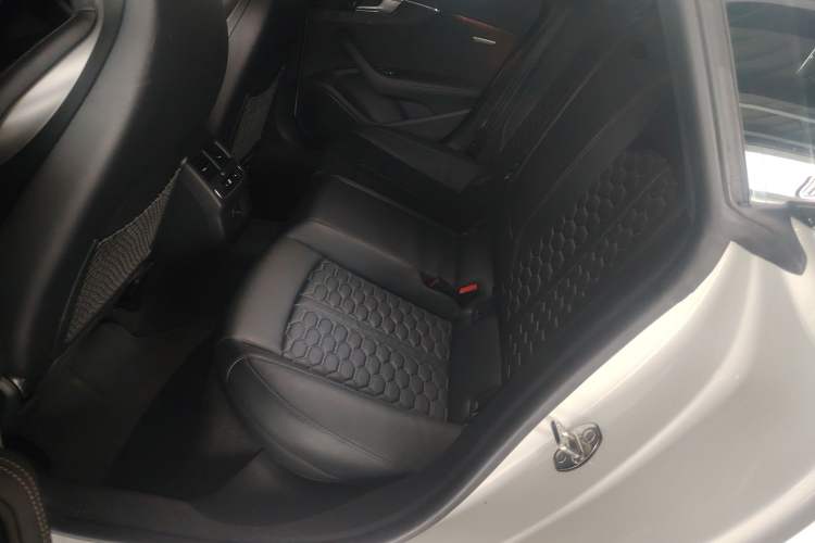 Used Audi RS 5 2021 RS 5 2.9T Sportback Dark Gold Edition Interior 4