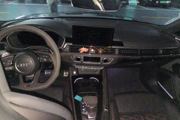 Used Audi RS 5 2022 RS 5 2.9T Coupe Obsidian Edition Center Console