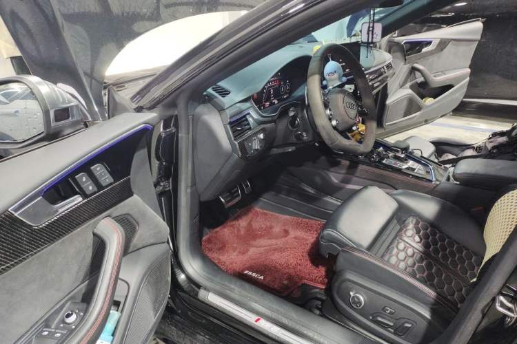Used Audi RS 5 2022 RS 5 2.9T Sportback Obsidian Edition Driver Seat