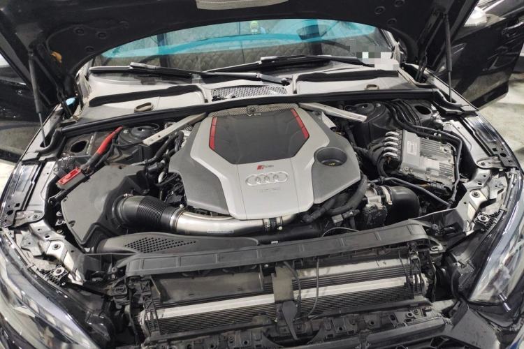 Used Audi RS 5 2022 RS 5 2.9T Sportback Obsidian Edition Engine Bay