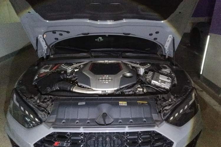 Used Audi RS 5 2022 RS 5 2.9T Sportback Dark Gold Edition Engine Bay