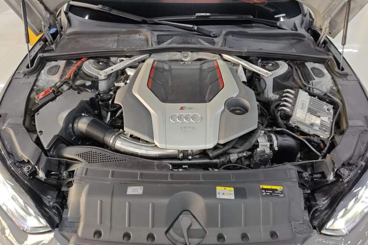 Used Audi RS 5 2022 RS 5 2.9T Sportback Dark Gold Edition Engine Bay