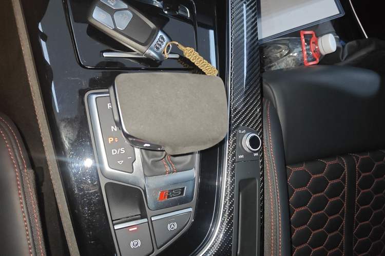 Used Audi RS 5 2022 RS 5 2.9T Sportback Obsidian Edition Gear Lever