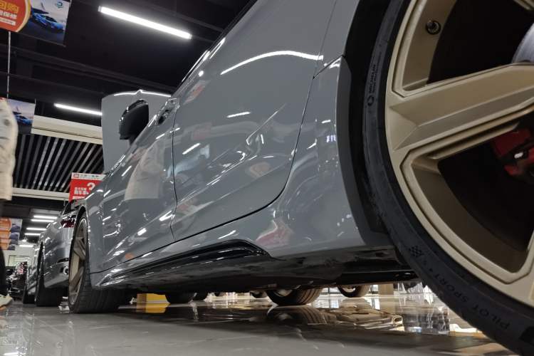 Used Audi RS 5 2022 RS 5 2.9T Sportback Dark Gold Edition Left Side Sill