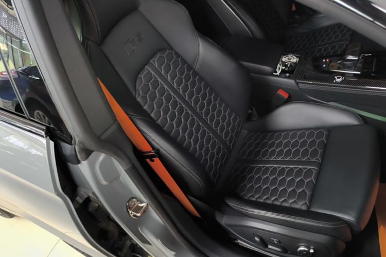 Used Audi RS 5 2022 RS 5 2.9T Sportback Dark Gold Edition Right Front Seat