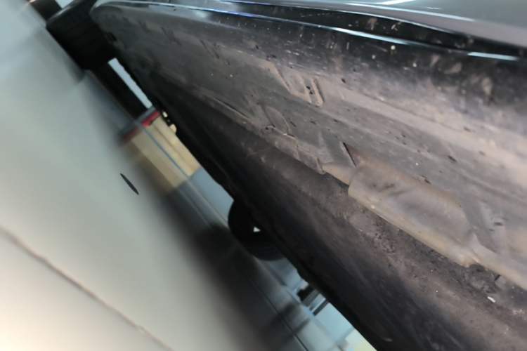 Used Audi RS 5 2022 RS 5 2.9T Sportback Dark Gold Edition Right Side Sill