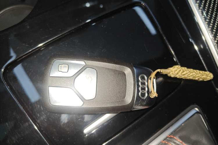 Used Audi RS 5 2022 RS 5 2.9T Sportback Obsidian Edition Vehicle Key