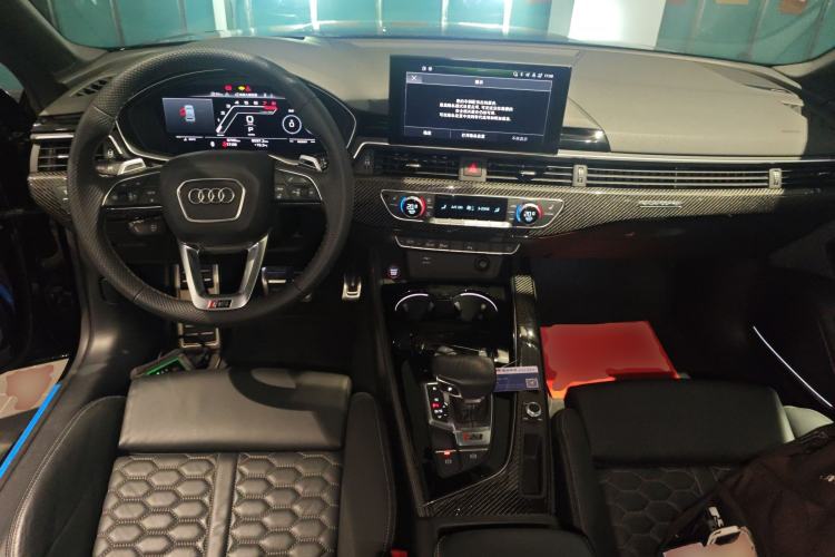 Used Audi RS 5 2023 RS 5 2.9T Sportback Dark Gold Edition Center Console