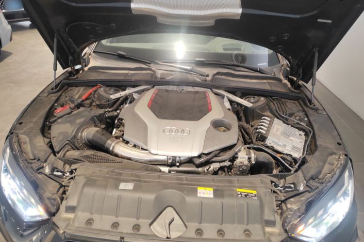 Used Audi RS 5 2023 RS 5 2.9T Sportback Dark Gold Edition Engine Bay