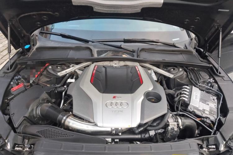 Used Audi RS 5 2023 RS 5 2.9T Sportback Obsidian Edition Engine Bay