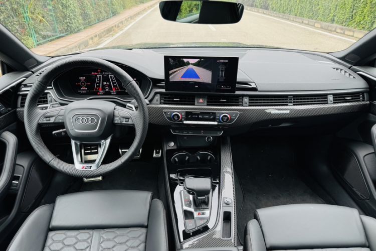 Used Audi RS 5 2023 RS 5 2.9T Sportback Dark Gold Edition Interior 1