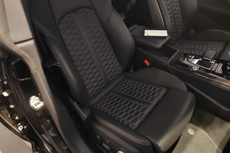 Used Audi RS 5 2023 RS 5 2.9T Sportback Dark Gold Edition Right Front Seat
