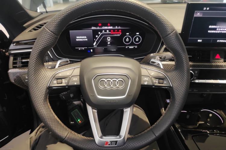 Used Audi RS 5 2023 RS 5 2.9T Sportback Dark Gold Edition Steering Wheel