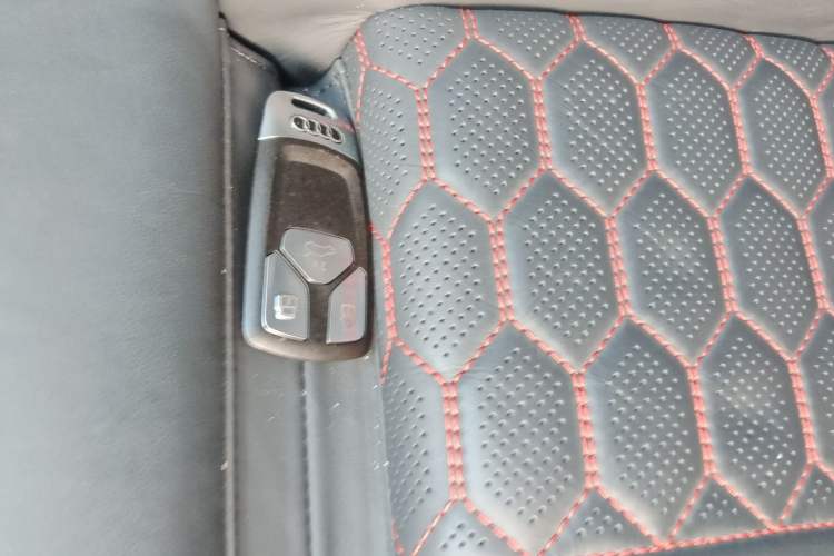 Used Audi RS 5 2023 RS 5 2.9T Sportback Obsidian Edition Vehicle Key