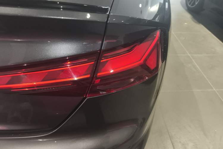 Used Audi RS 5 2023 RS 5 2.9T Sportback Dark Gold Edition Exterior 6