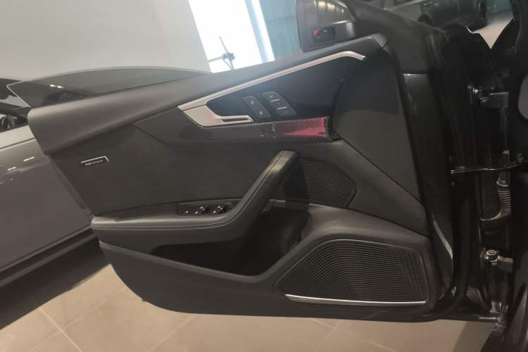 Used Audi RS 5 2023 RS 5 2.9T Sportback Dark Gold Edition Interior 7