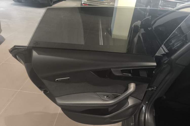 Used Audi RS 5 2023 RS 5 2.9T Sportback Dark Gold Edition Interior 8