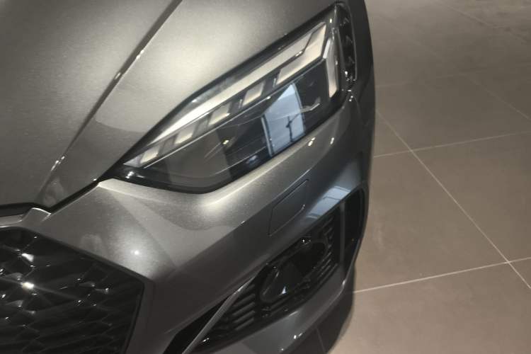 Used Audi RS 5 2023 RS 5 2.9T Sportback Dark Gold Edition Left Front Headlight