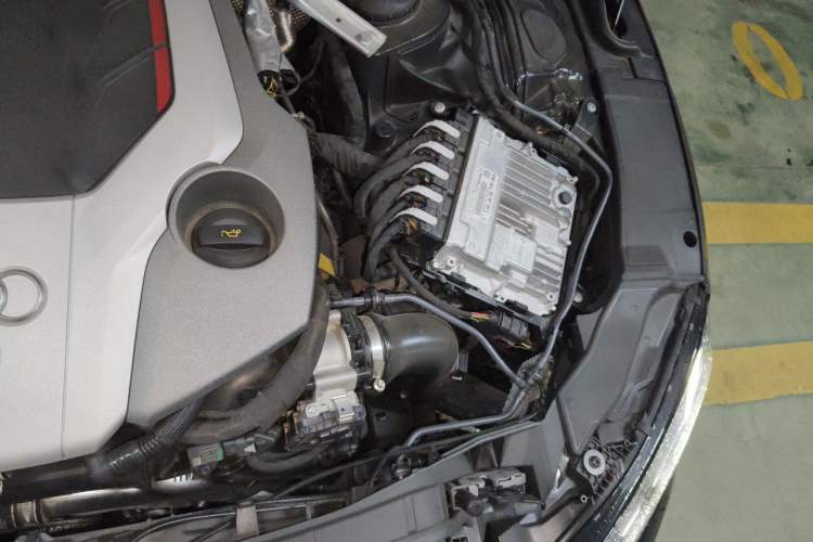 Used Audi RS 5 2024 RS 5 2.9T Sportback Performance Edition Engine Bay Left