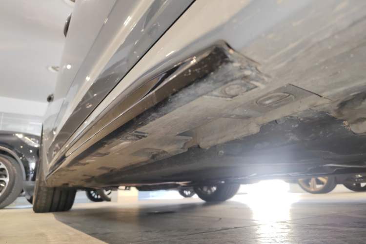 Used Audi RS 5 2024 RS 5 2.9T Sportback Performance Edition Right Side Sill