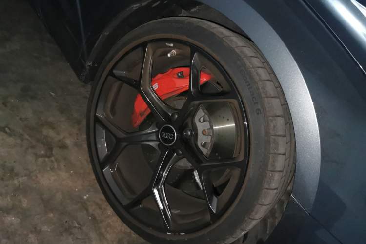 Used Audi RS 5 2024 RS 5 2.9T Coupe Standard Edition Right Front Wheel Hub