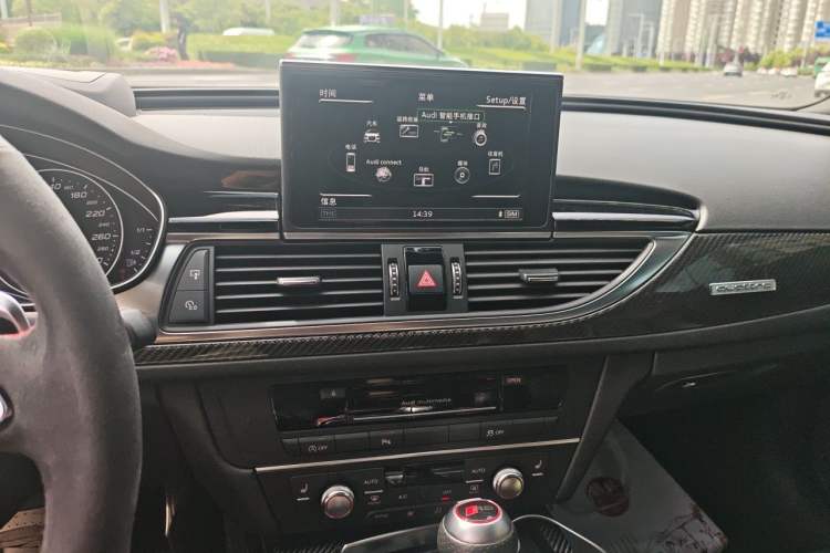 Used Audi RS 6 2018 RS 6 4.0T Avant Prestige Sports Limited Edition Audio And AC Panel