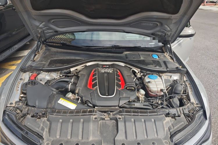 Used Audi RS 6 2018 RS 6 4.0T Avant Prestige Sports Limited Edition Engine Bay