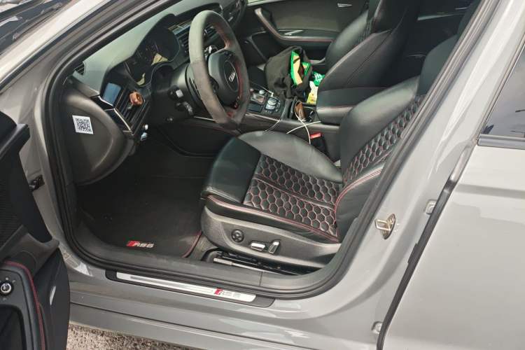 Used Audi RS 6 2018 RS 6 4.0T Avant Prestige Sports Limited Edition Left Front Seat