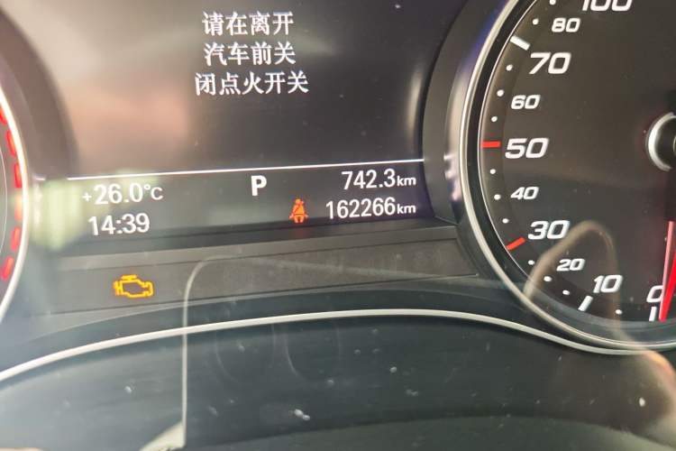 Used Audi RS 6 2018 RS 6 4.0T Avant Prestige Sports Limited Edition Odometer Close Up