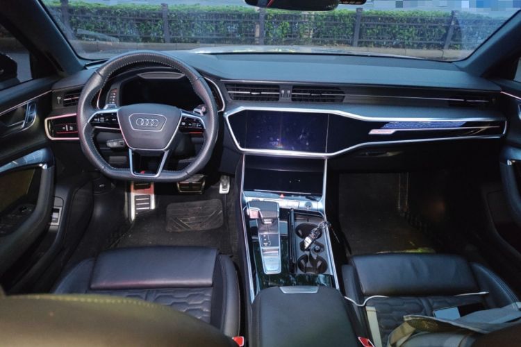 Used Audi RS 6 2021 RS 6 4.0T Avant Prestige Edition Center Console