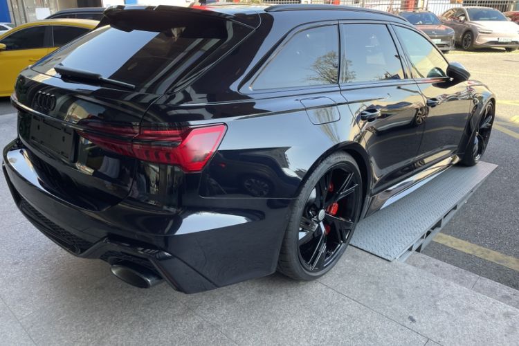 Used Audi RS 6 2021 RS 6 4.0T Avant Exterior 4