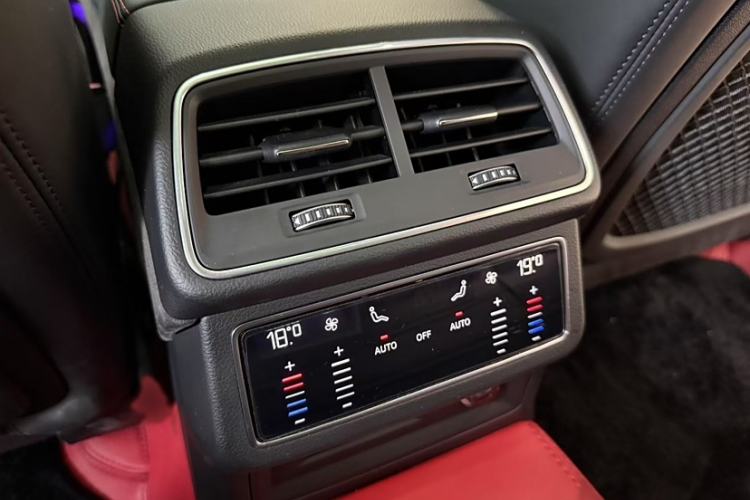 Used Audi RS 6 2021 RS 6 4.0T Avant Interior 11