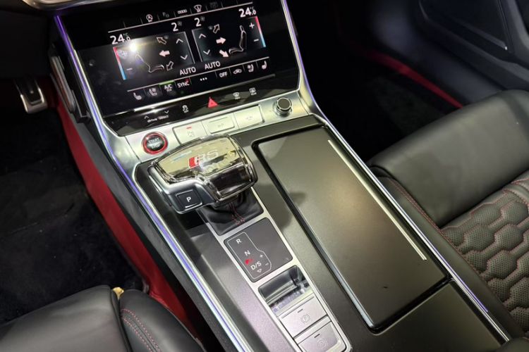 Used Audi RS 6 2021 RS 6 4.0T Avant Interior 6
