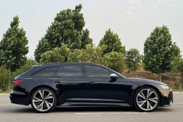 Used Audi RS 6 2022 RS 6 4.0T Avant Exterior 4